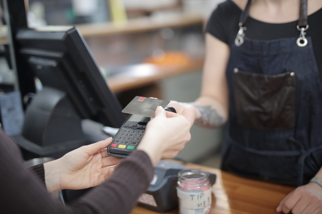 Como-funciona-o-parcelamento-no-cartão-de-crédito-para-lojistas